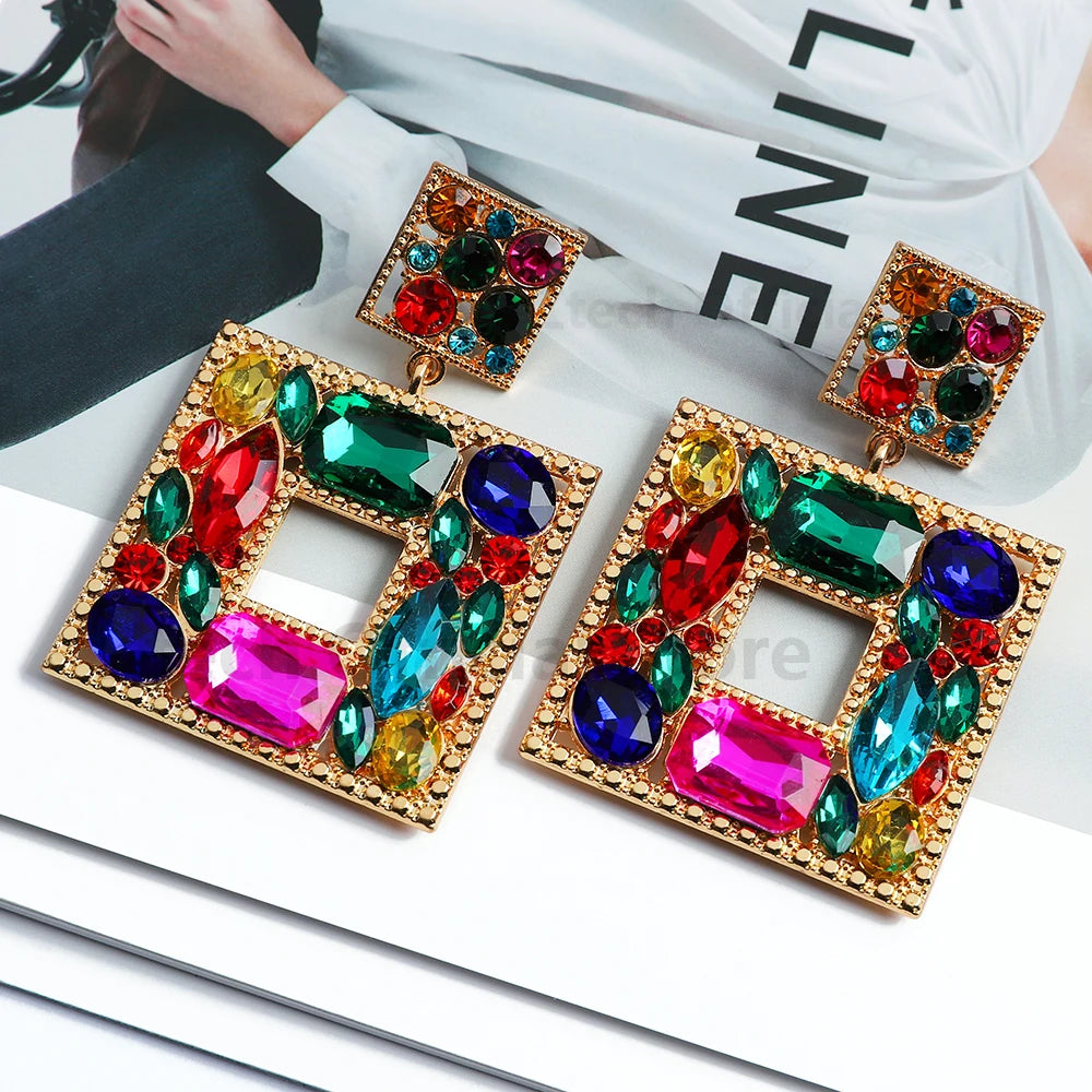 New Fashion Exquisite Square Shiny Crystal Decor Dangle Drop Earrings for Women Luxury Elegant Popular Jewelry Ear Accessories